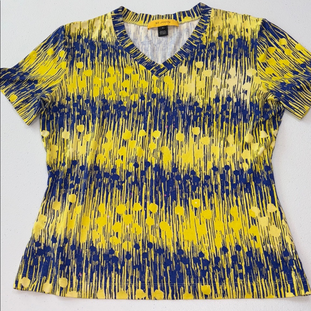 St. John Neon Yellow Blue Short Sleeve V-Neck Top- Size Medium. B114